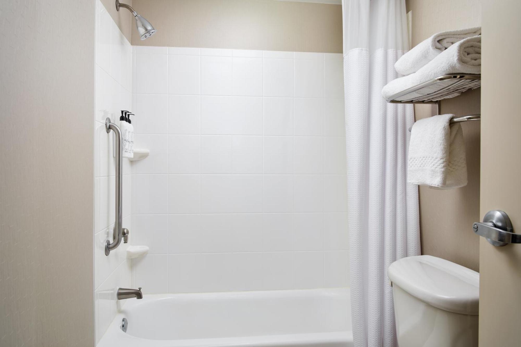 Springhill Suites Richmond Northwest Innsbrook Exterior photo